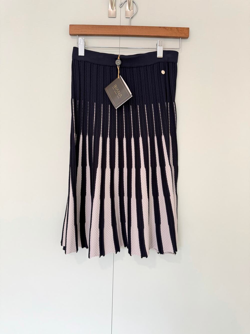 BIANA Women’s Geraldina Midi Skirt in Navy and Gray Pleats